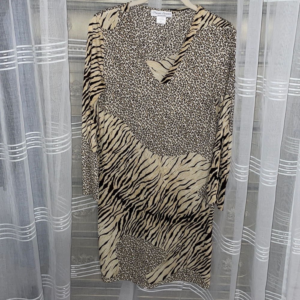- Natori private luxuries nightgown beautiful - Picture 3 of 12
